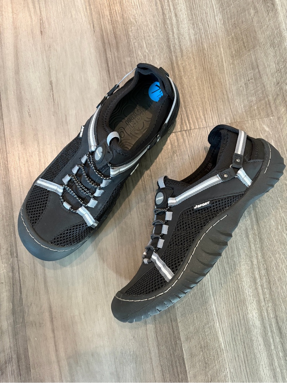 JSport by Jambu Women’s Compass Flat
